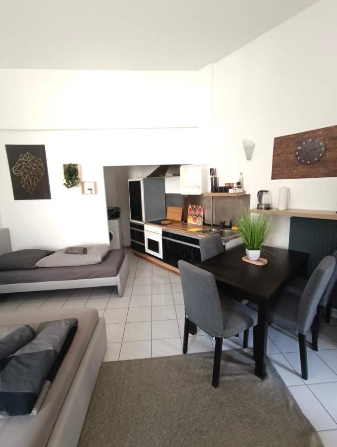 Stylish Apartment With Wifi, Near University& Augsburg Messe Экстерьер фото